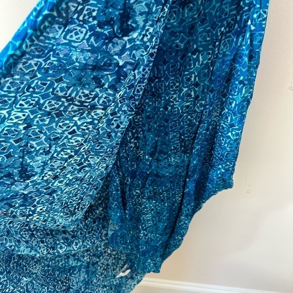 Green Dragon Women's Batik I Bleu Genevieve Wrap Dress - Picture 8 of 8